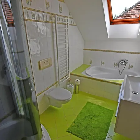 Vip Besenova Appartement